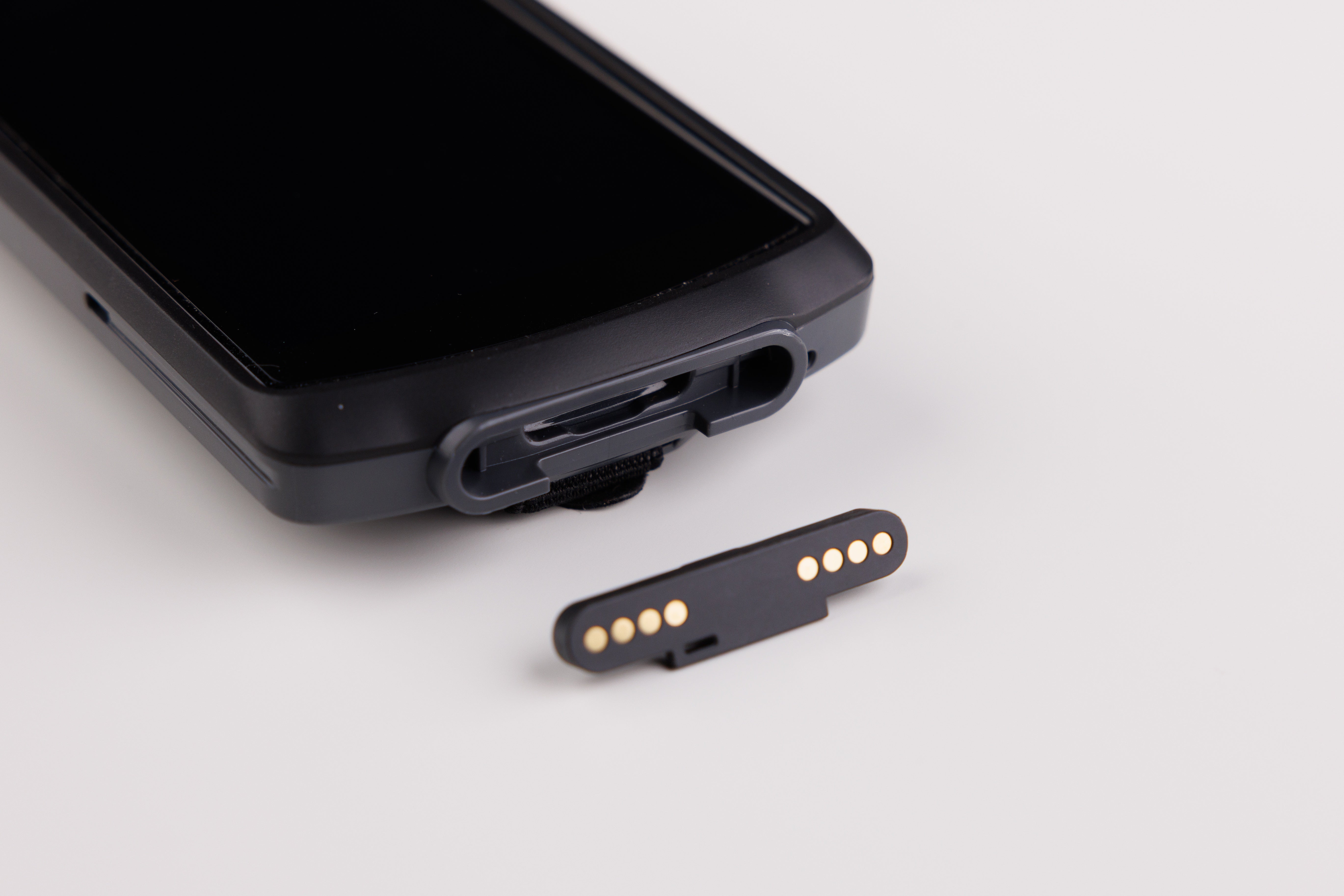 inFlow Smart Scanner 3 Grip Case with Hand Strap & Removable Pogo Pin Charging Adapter